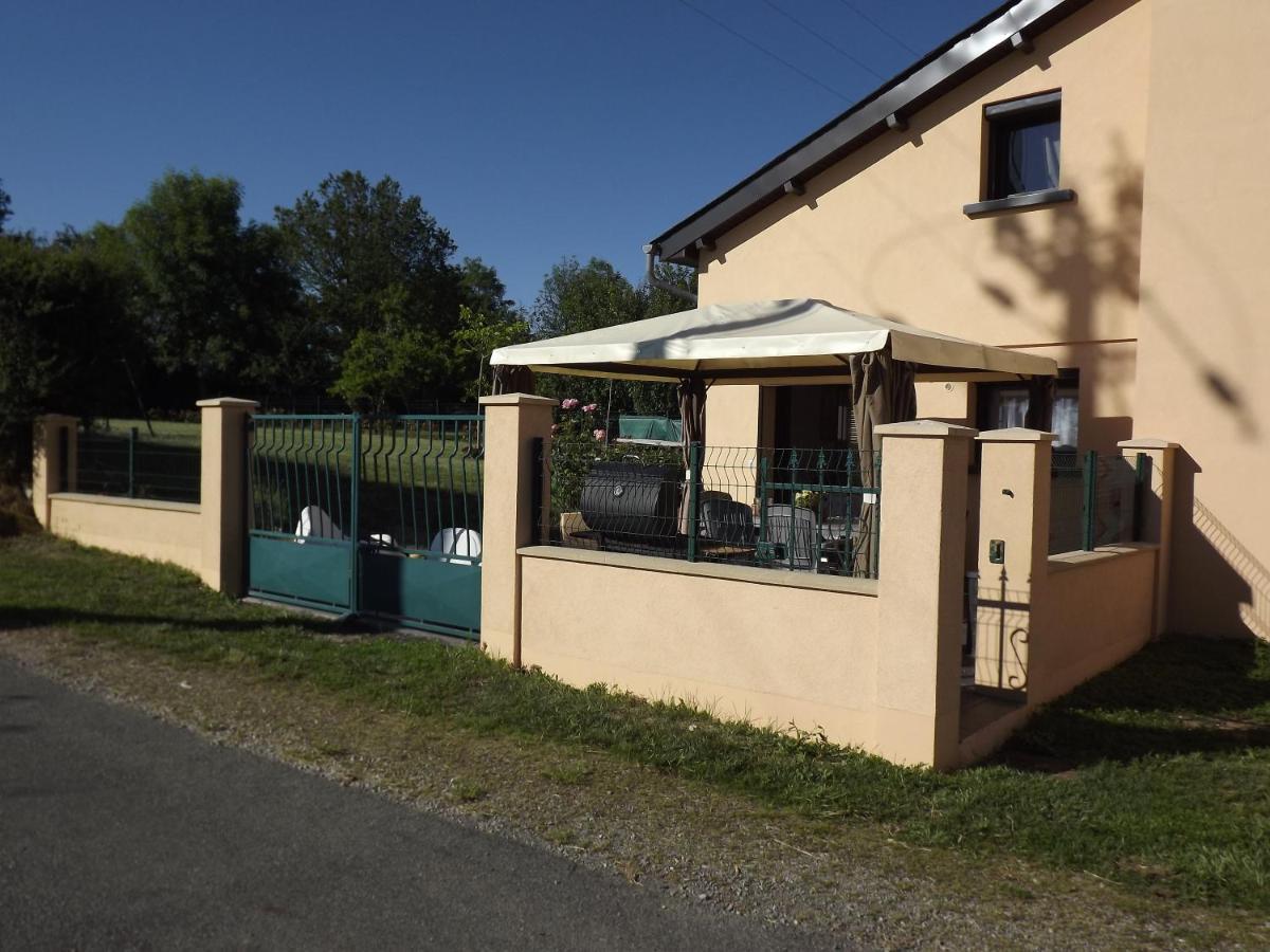 Gite La Baraque Najac Extérieur photo